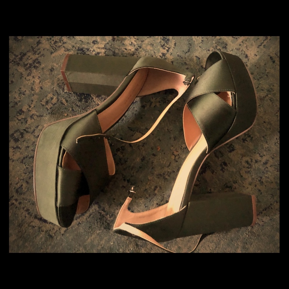 Who What Wear Green Satin Platforms